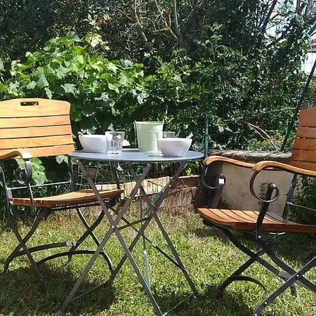 En Rez De Jardin Le Clos Des Cent Vignes à Appartement